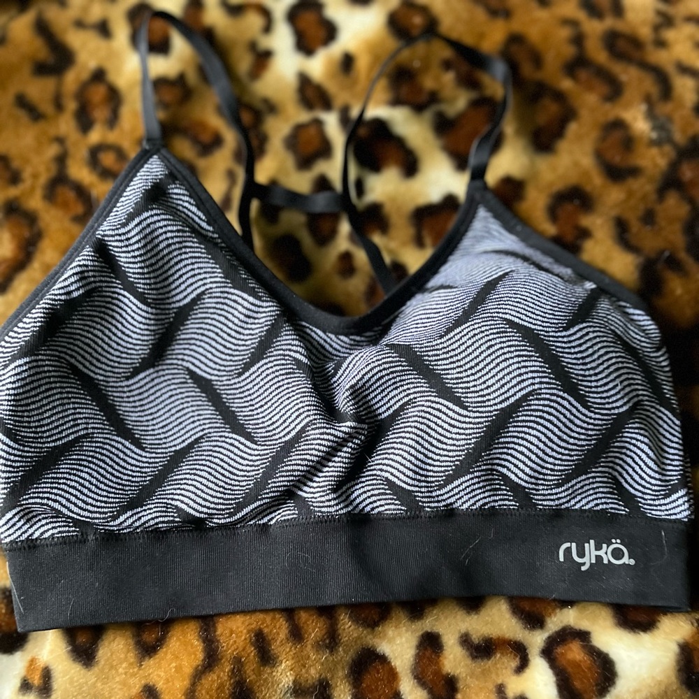 Ryka ‘H’ Back Black/Grey Removable Foam Cup Pads Sports Bra Size Large